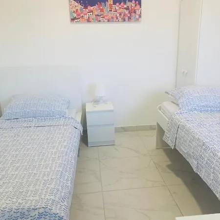 Sole Apartamento Tisno