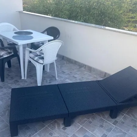 Sole Apartment Tisno